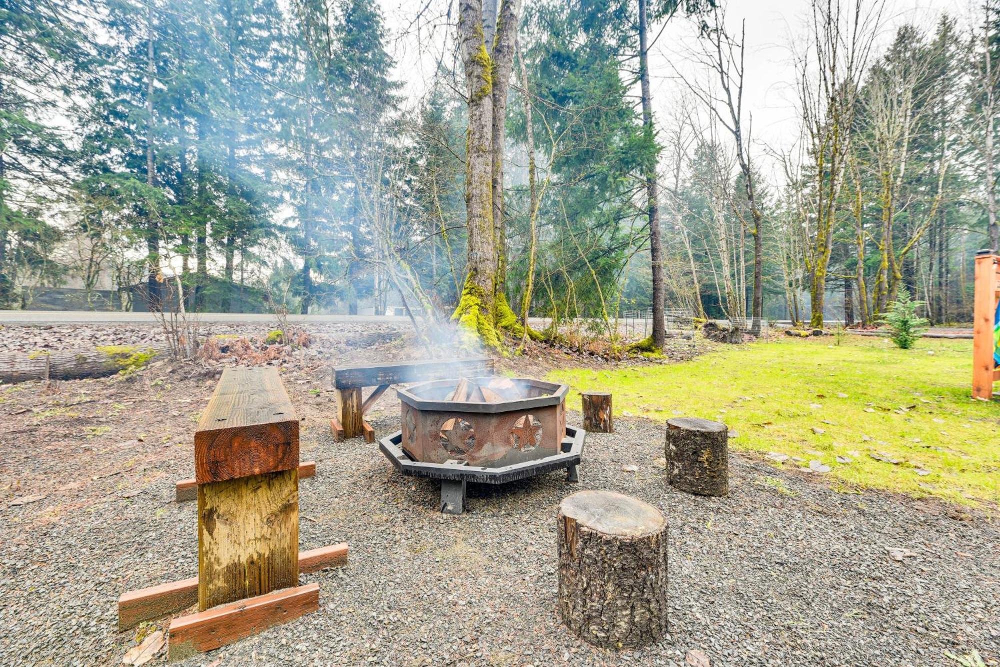Family-Friendly Packwood Retreat With Deck! 빌라 외부 사진